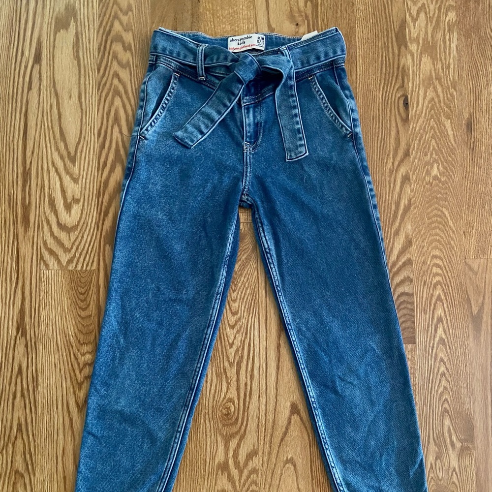 Girls Abercrombie kids tie jeans